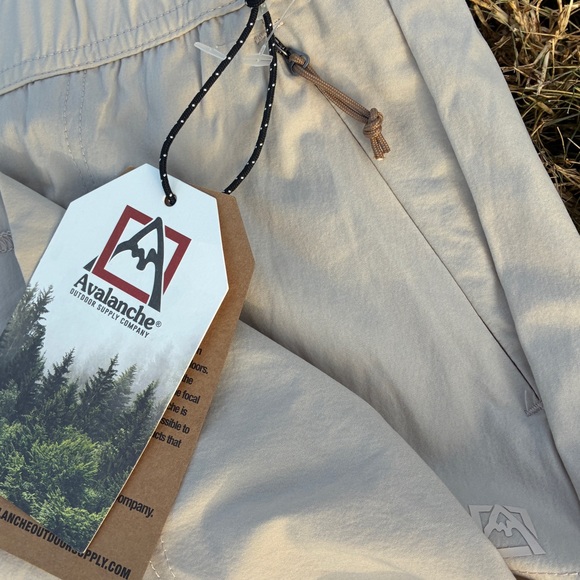 NWT Avalanche kaki / light tan hiking skort / mini skirt, lightweight - Picture 2 of 8